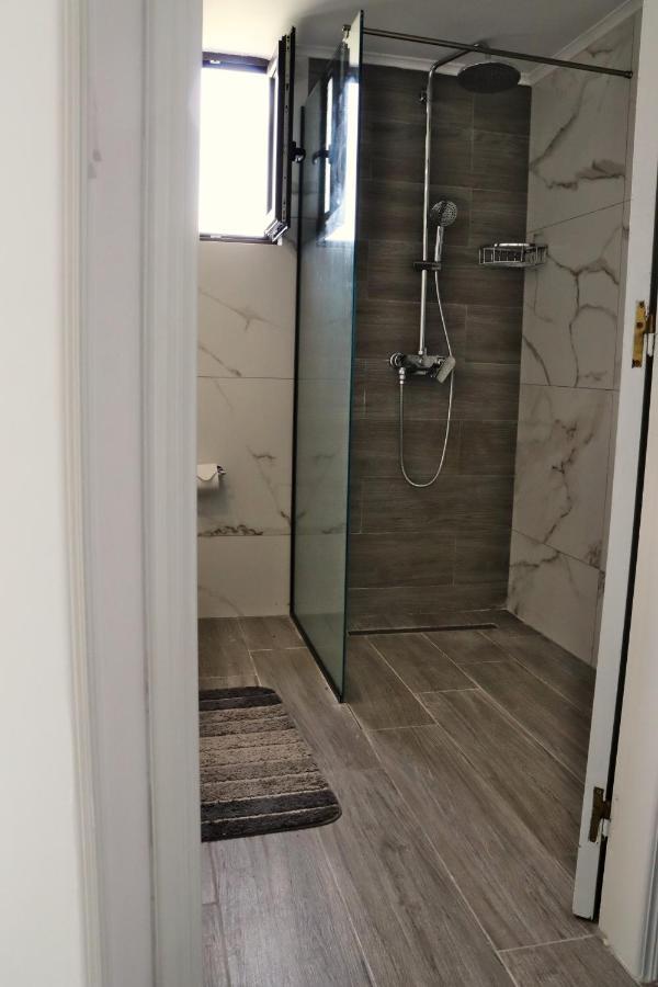 شقة Sea Breeze شاراكي المظهر الخارجي الصورة