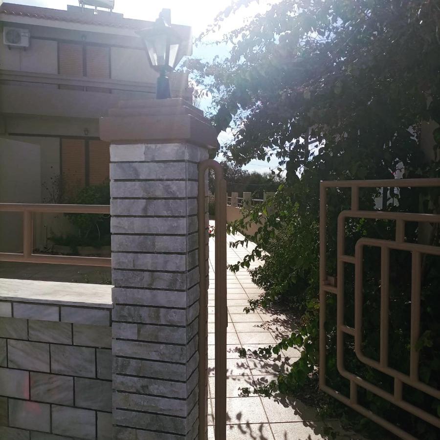 شقة Sea Breeze شاراكي المظهر الخارجي الصورة